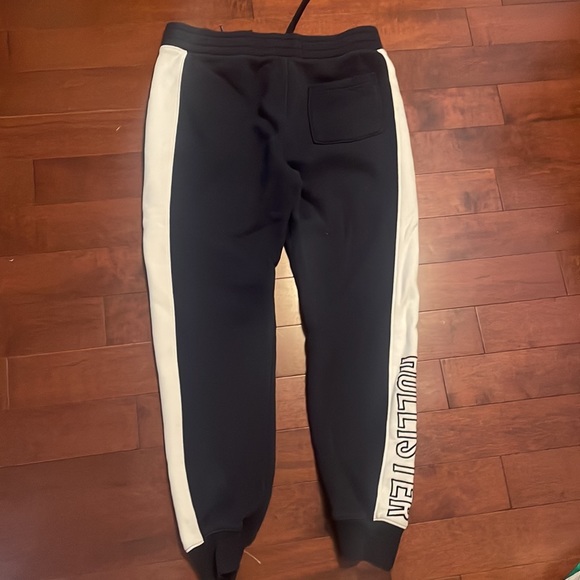 Hollister joggers 2 front pockets 1 back pocket Sz M - Picture 3 of 11